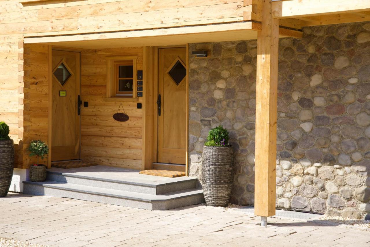 Leos Alpenchalet - Inclusive Sommer Bergbahnticket Und E-Auto Ladestation Oberstdorf Exterior foto